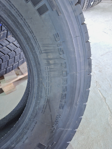Шина 315/70R22.5 20PR TL 156/150L DL011 Royal black